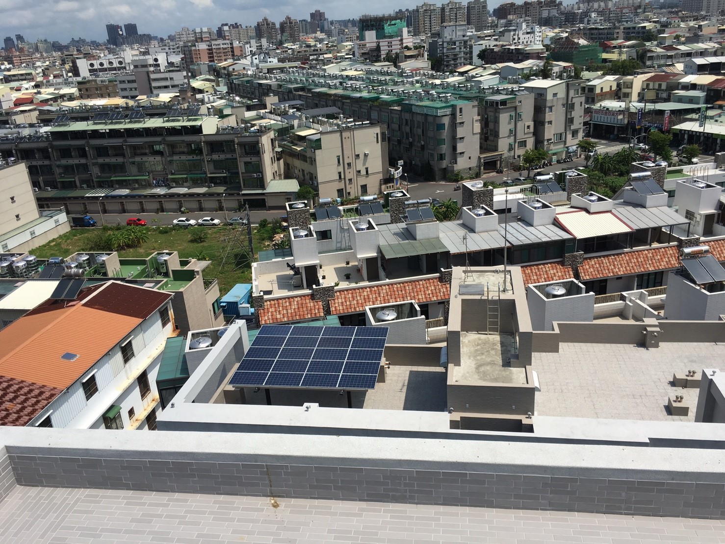 MOMA 5完工-太陽能屋頂俯視圖